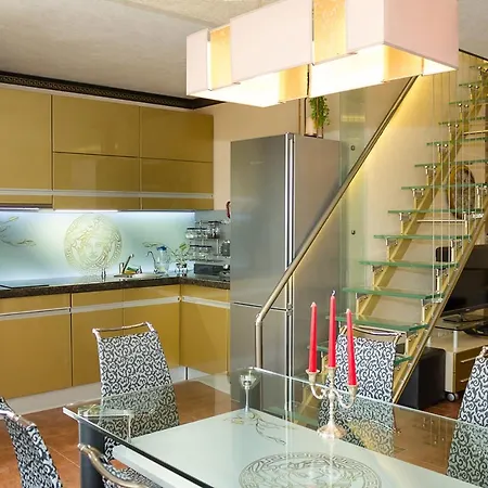 Under The Stars - Lux Penthouse With Pool And Terrace By Flat Mаnager Apartament