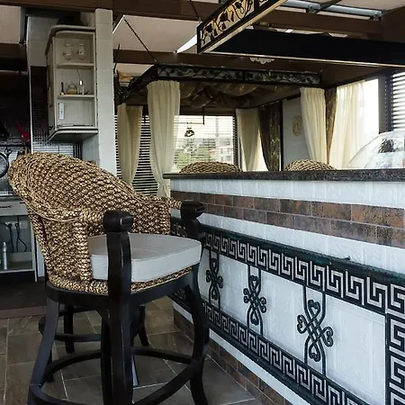 Under The Stars - Lux Penthouse With Pool And Terrace By Flat Mаnager