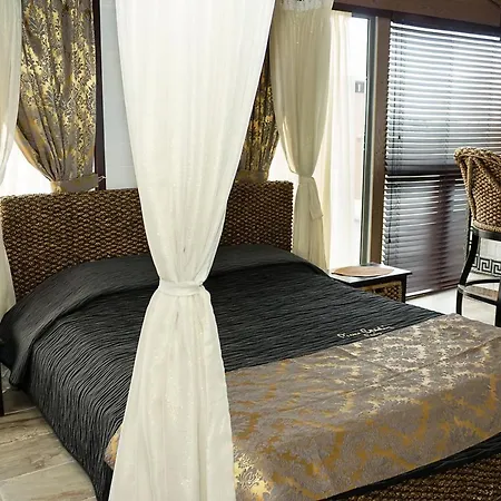 Under The Stars - Lux Penthouse With Pool And Terrace By Flat Mаnager Apartment