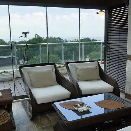アパート Under The Stars - Lux Penthouse With Pool And Terrace By Flat Mаnager セインツ・コンスタンティン＆ヘレナ