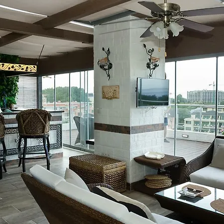 Under The Stars - Lux Penthouse With Pool And Terrace By Flat Mаnager Apartment