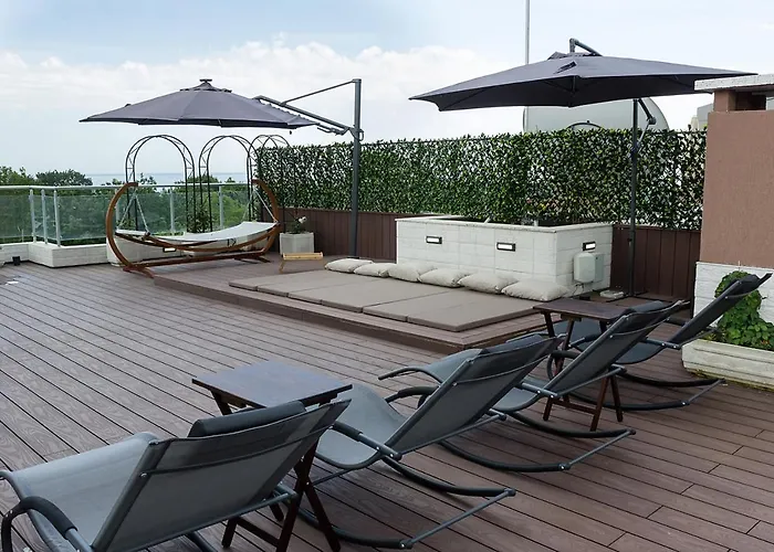 Under The Stars - Lux Penthouse With Pool And Terrace By Flat Mаnager Saints Constantine and Helena